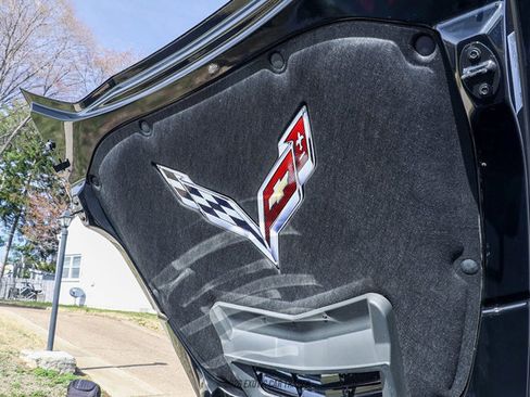 Used 2019 Chevrolet Corvette Stingray Convertible w/ 2LT Preferred Equipment Group image 33