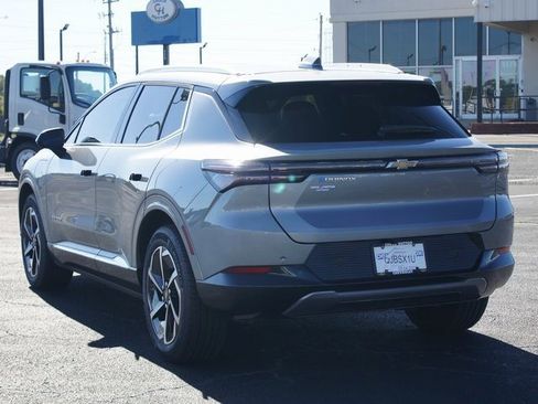 Used 2025 Chevrolet Equinox EV LT w/ Convenience Package image 14