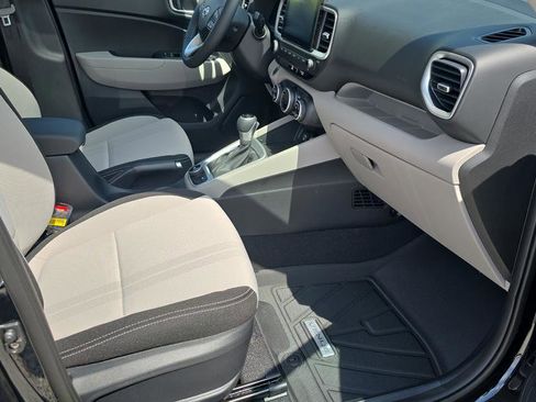 New 2026 Hyundai Venue SEL FWD image 13