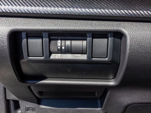 New 2025 Subaru Crosstrek 2.5i Limited w/ Popular Package #3A image 34