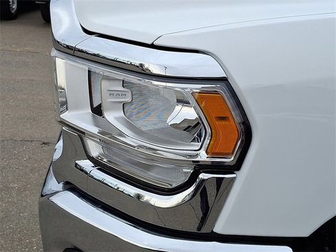 Used 2024 RAM 2500 Tradesman w/ Chrome Appearance Group image 29