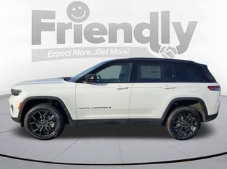 New 2025 Jeep Grand Cherokee Limited video 2
