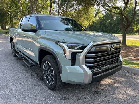 Used 2026 Toyota Tundra Limited AWD/4WD image 4