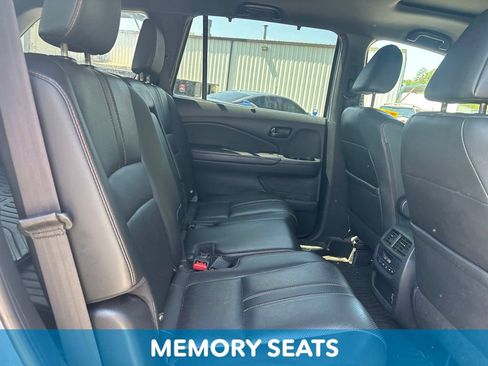Used 2022 Honda Pilot TrailSport image 14