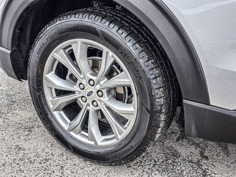 Used 2024 Ford Explorer Limited image 10