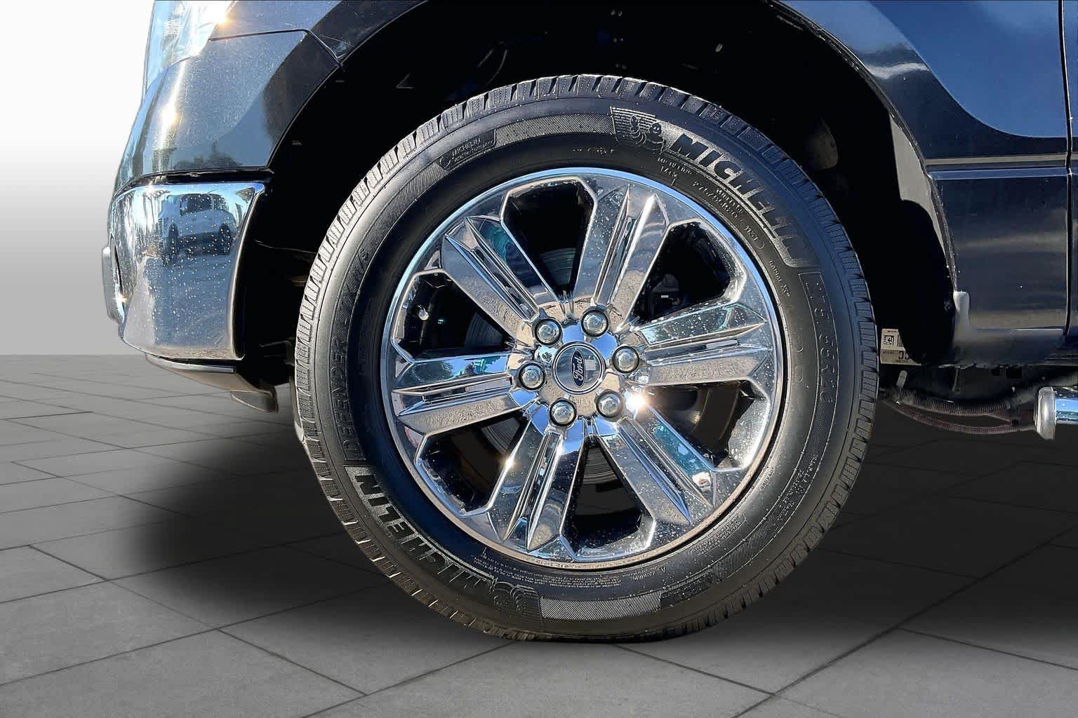 Used 2014 Ford F150 XLT w/ XLT Chrome Package RWD image 10