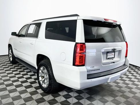Used 2018 Chevrolet Suburban LT AWD/4WD image 6