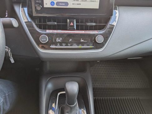 Used 2026 Toyota Corolla LE FWD image 18