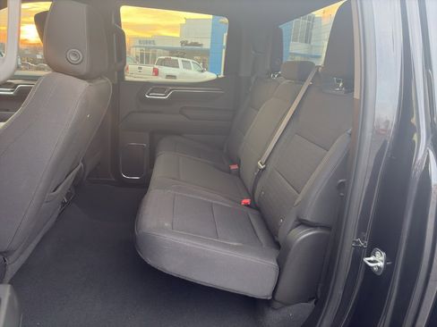 Used 2024 Chevrolet Silverado 1500 LT image 11