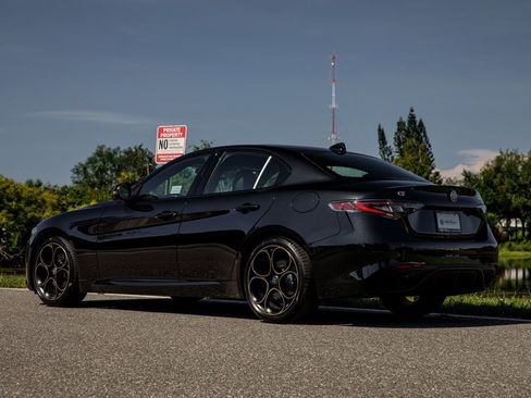 New 2025 Alfa Romeo Giulia w/ Driving Assist Package image 16