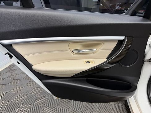 Used 2017 BMW 330i Sedan RWD image 42
