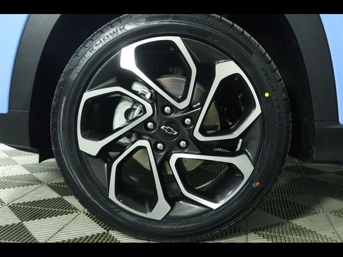 Used 2024 Chevrolet Trax RS w/ Sunroof Package image 10