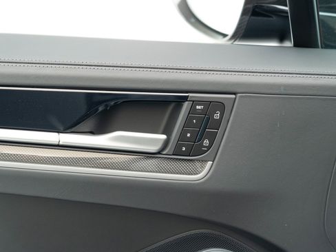 New 2026 Porsche Cayenne GTS image 22