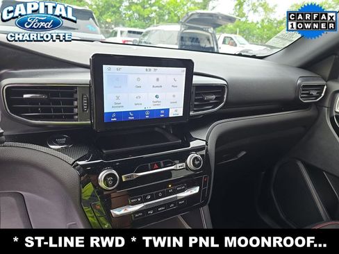 Used 2024 Ford Explorer ST-Line w/ Class IV Trailer Tow Package RWD image 12