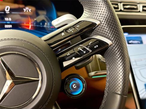 Used 2024 Mercedes-Benz S 63 AMG S image 21