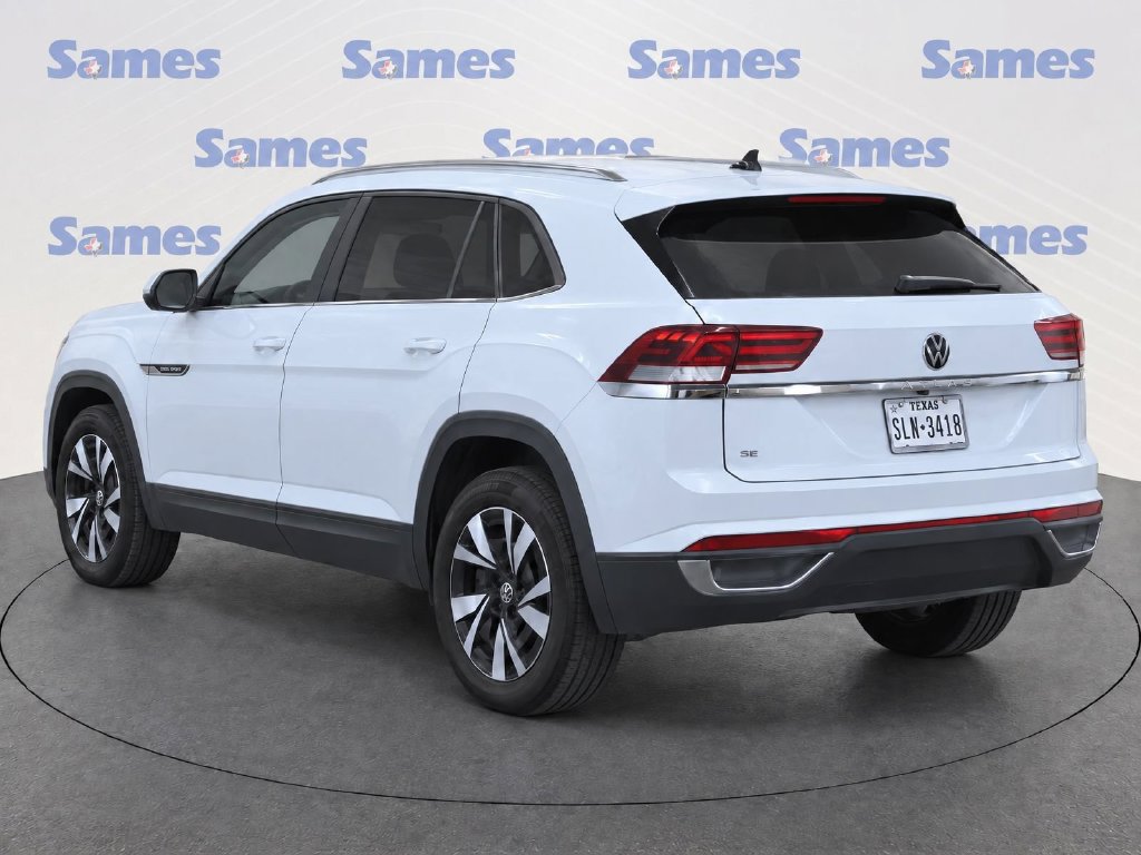 Used 2023 Volkswagen Atlas Cross Sport SE FWD image 4