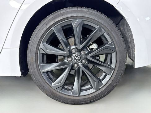 Certified 2025 Toyota Corolla SE FWD image 29