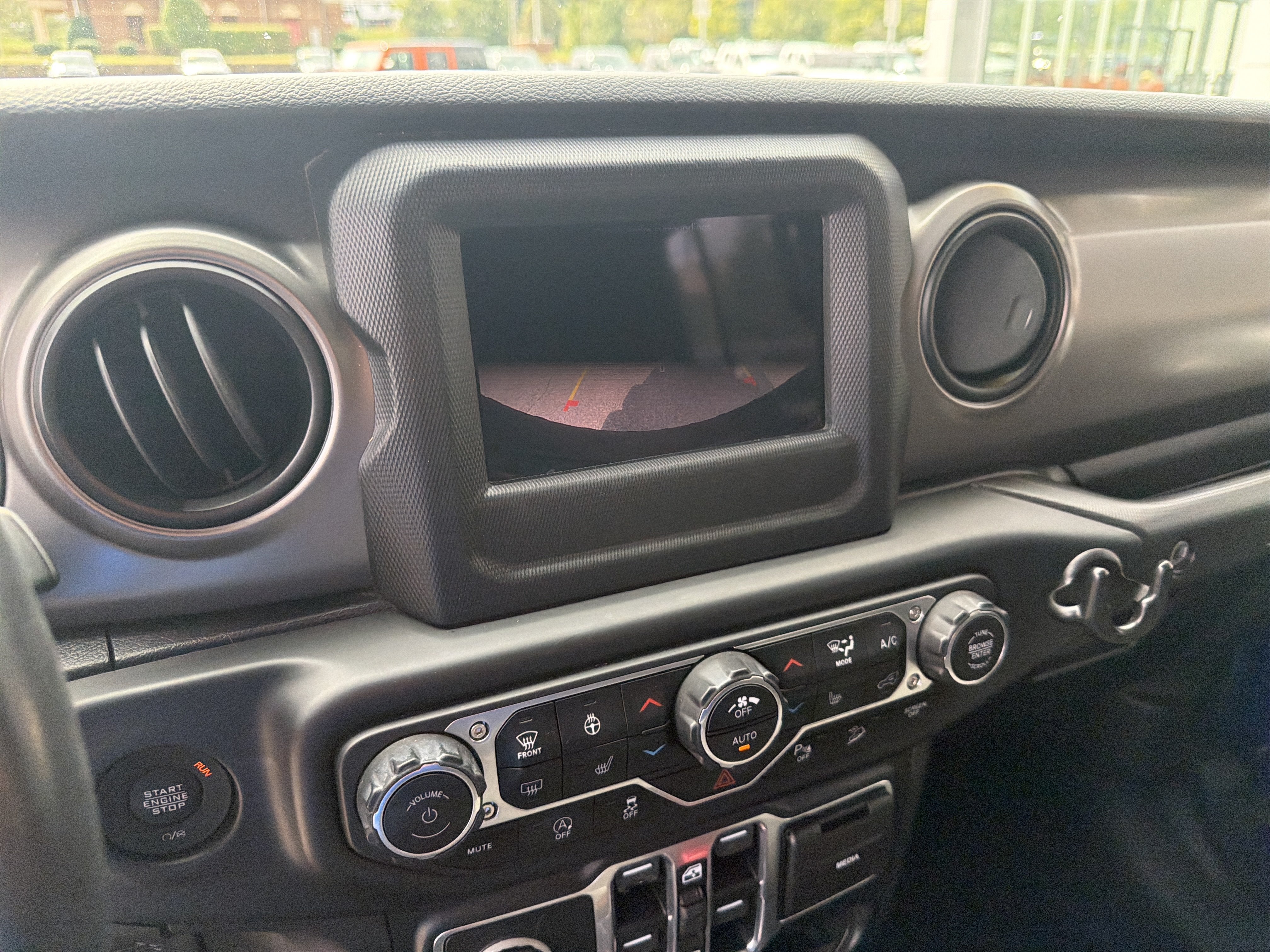 Used 2020 Jeep Wrangler Unlimited Sport AWD/4WD image 36
