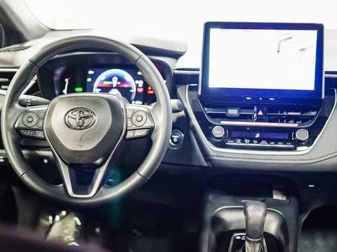 Certified 2025 Toyota Corolla SE image 12