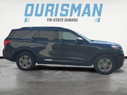 Used 2023 Ford Explorer XLT AWD/4WD image 7