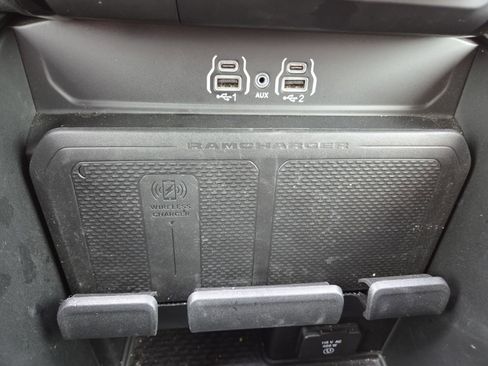 Used 2025 RAM 1500 Big Horn RWD image 8