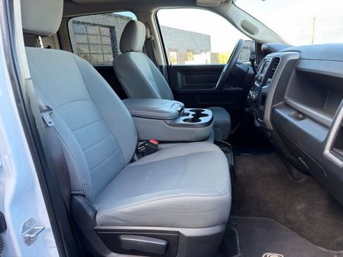 Used 2015 RAM 2500 Tradesman w/ Chrome Appearance Group image 13
