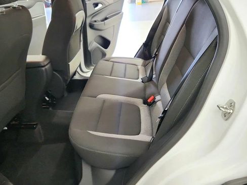 Used 2025 Chevrolet TrailBlazer LT AWD/4WD image 26