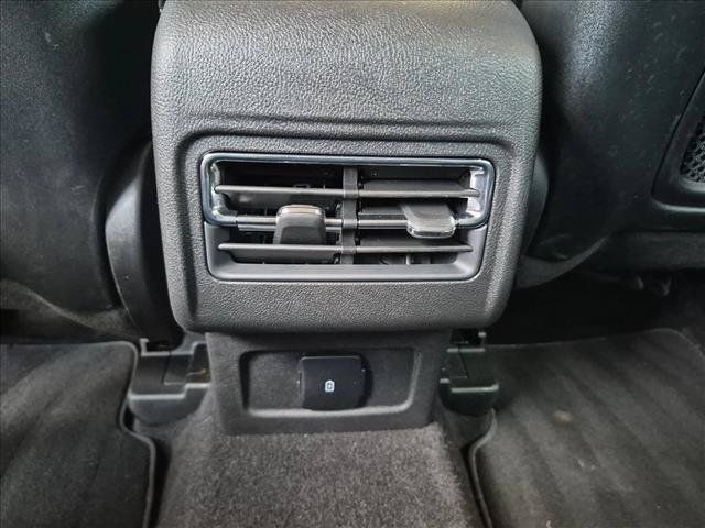 Used 2025 Lincoln Corsair FWD image 17