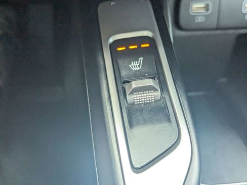 Used 2022 Kia Sorento S w/ Panoramic Sunroof Package FWD image 24
