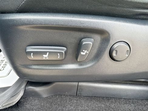 Used 2020 Toyota 4Runner TRD Off-Road image 14