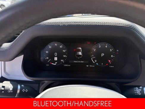 Used 2025 Land Rover Defender 110 S image 15