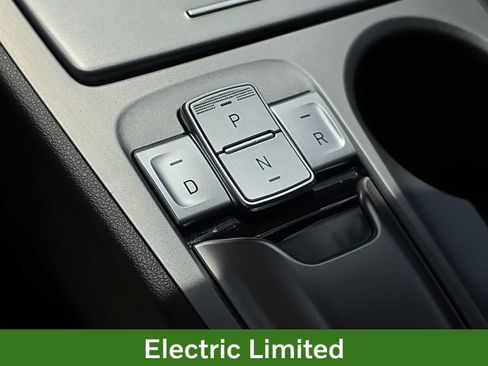 Used 2023 Hyundai Kona Limited FWD image 20