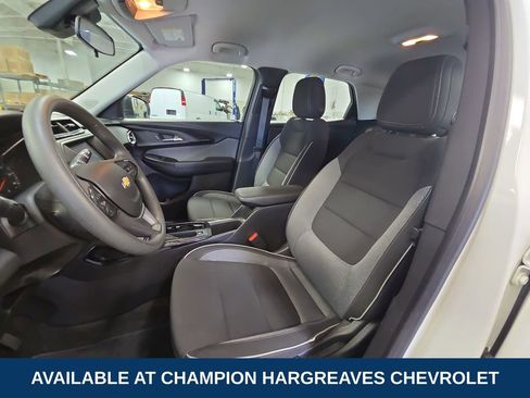 Used 2023 Chevrolet TrailBlazer LS FWD image 26