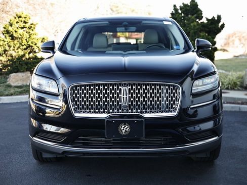 Used 2021 Lincoln Nautilus Reserve image 14