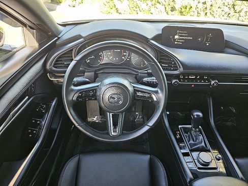 Certified 2025 MAZDA MAZDA3 s Sport image 24