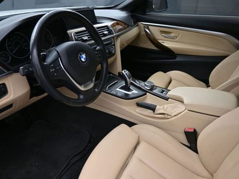 Used 2018 BMW 430i Convertible image 18