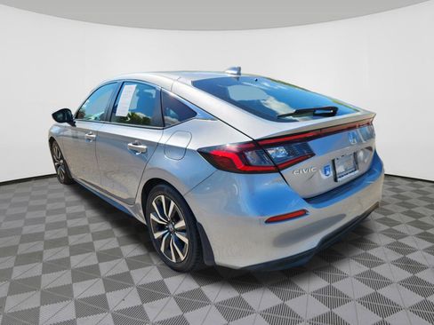 Certified 2023 Honda Civic EX-L image 3