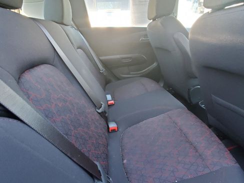 Used 2020 Chevrolet Sonic LT image 6