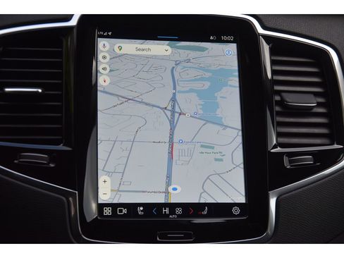 Certified 2023 Volvo XC90 B5 Plus image 22