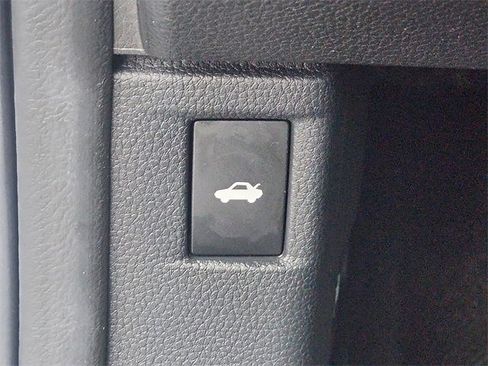 Used 2024 Honda Accord EX image 26