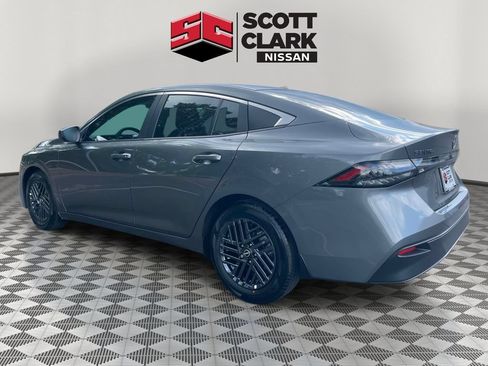 New 2026 Nissan Sentra SV w/ Floor Mat Package FWD image 4