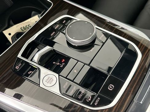 New 2026 BMW X5 xDrive40i w/ M Sport Package image 16