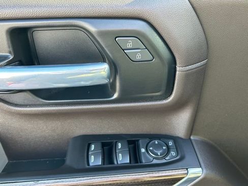 Used 2021 Chevrolet Silverado 1500 LT Trail Boss w/ Safety Package image 21