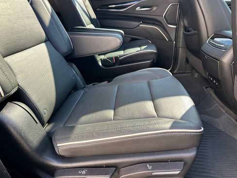 Used 2024 Cadillac Escalade Sport w/ Touring Package AWD/4WD image 15
