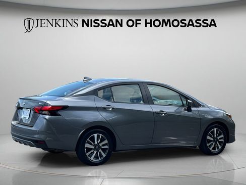 Certified 2023 Nissan Versa SV FWD image 3
