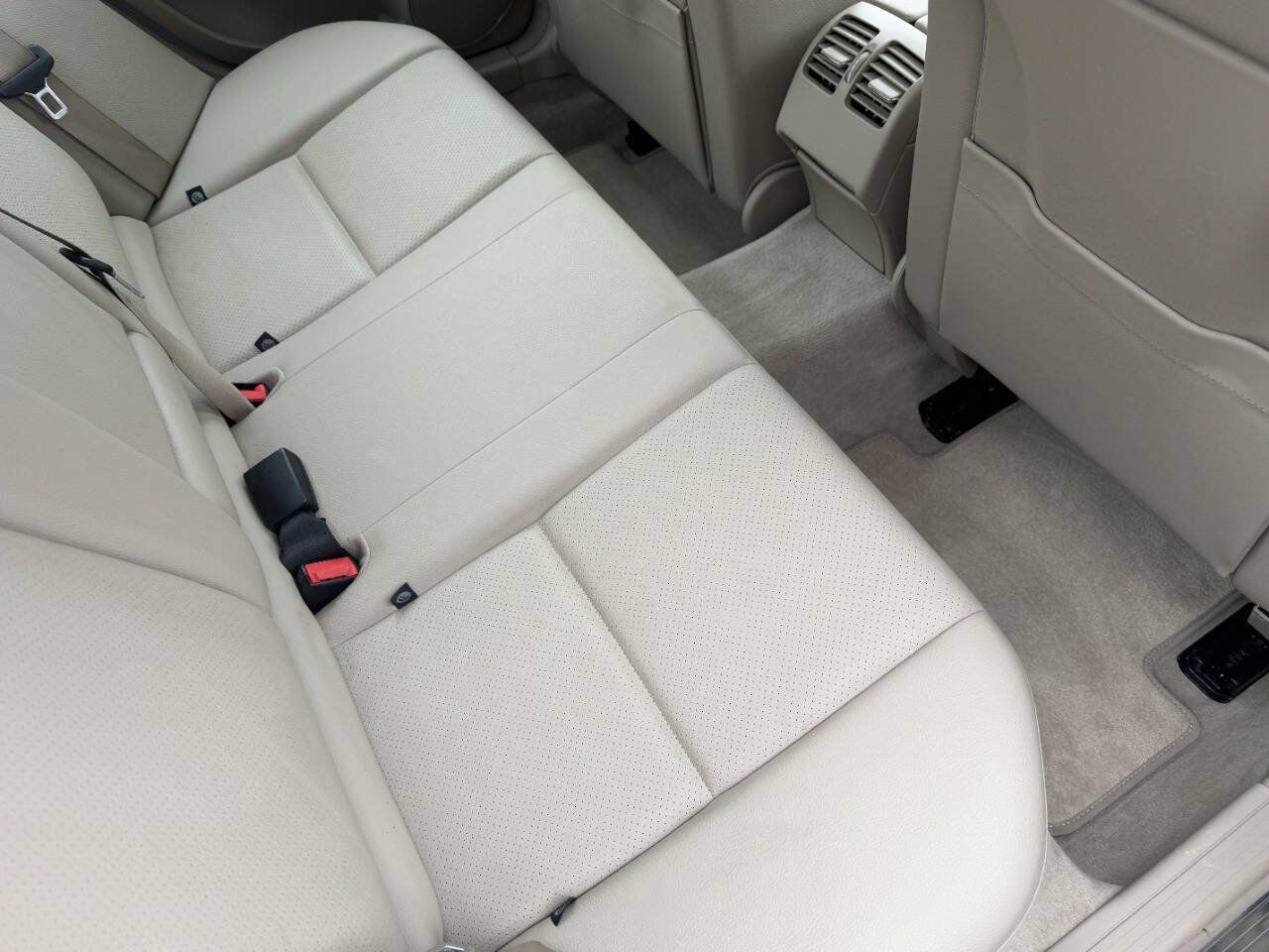 Used 2012 Mercedes-Benz C 300 4MATIC Sedan image 21