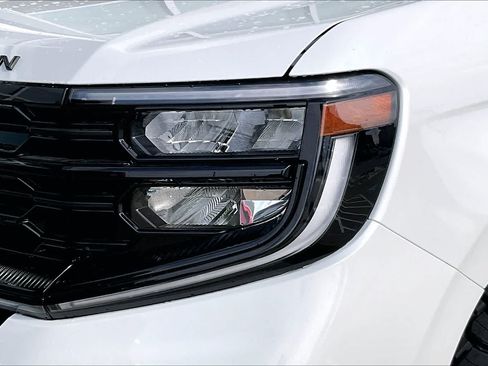 New 2026 Ford Expedition Platinum w/ Stealth Appearance Package AWD/4WD image 9
