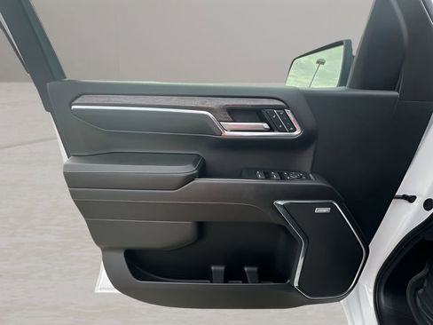 Certified 2024 Chevrolet Silverado 1500 LTZ image 22