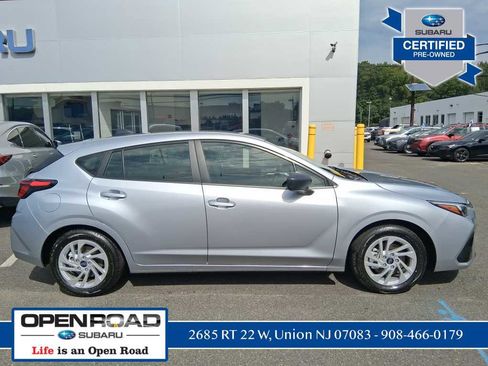 Certified 2025 Subaru Impreza 2.0i image 4