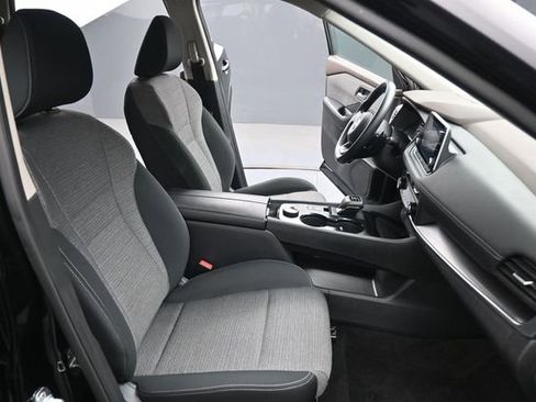 Used 2023 Nissan Rogue SV AWD/4WD image 27